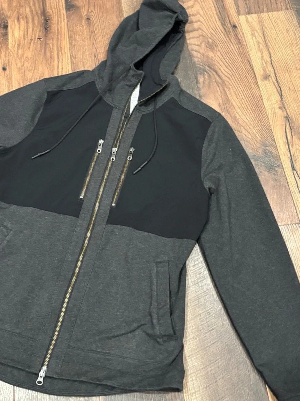 Lululemon Mens Dispatch Hoodie Heathered Gray/Black Large Great condition!